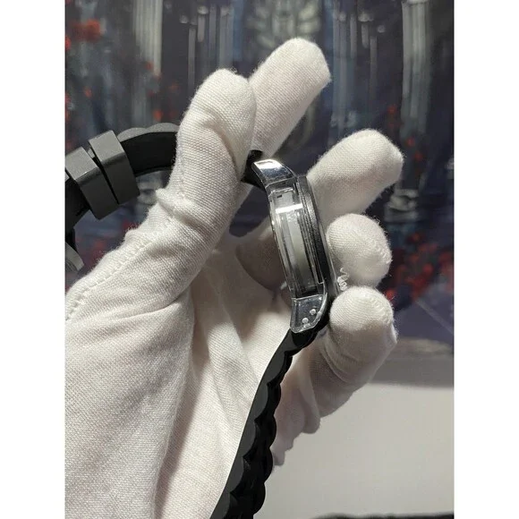 Invicta Men’s Watch With Box And Papers - Picture 6 of 8